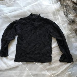 PERMANENTLY CLOSING lace top